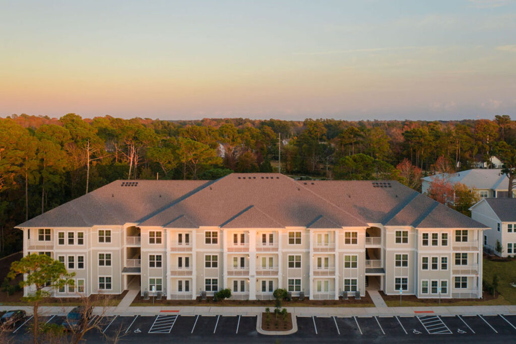 Riverwood Garden Style Apartment Building